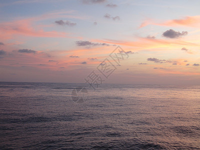 日落海浪蓝色海岸天空晴天冲浪血管海景支撑岩石图片