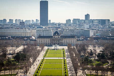 法国旅游景点在巴黎的屋顶上查看大都会建筑学首都中心假期城市地形景观旅行地标背景