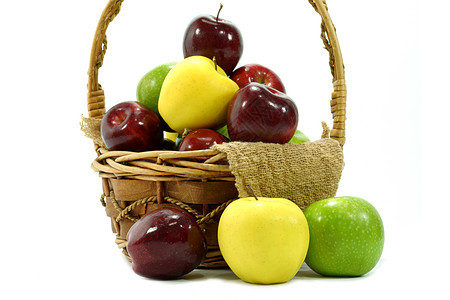 在篮子里的苹果 白色背景饮食生态花园果汁水果反射营养甜点叶子食物图片