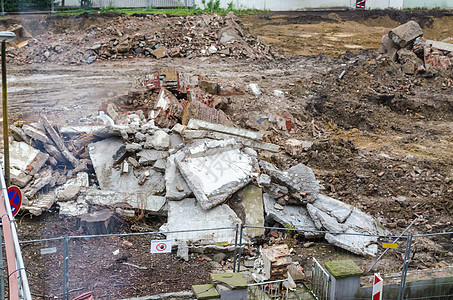 拆除 一堆瓦砾 建筑工地拆卸碎片公司拆迁房子房屋住宅废料袋工施工图片