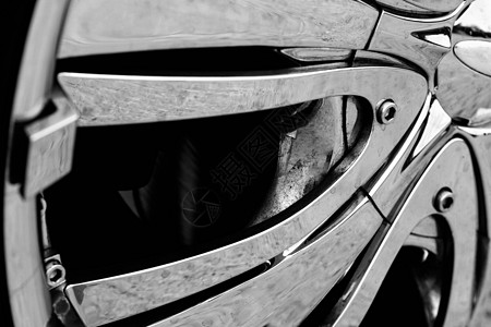 汽车轮环的详细照片曲线车轮光盘黑色白色运输技术轮缘橡皮车辆图片