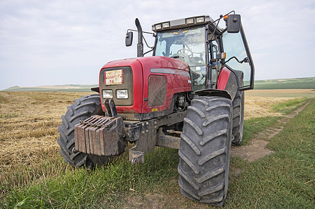 农业拖拉机作物栽培收成地球农场灰尘场地运输土壤车辆背景图片