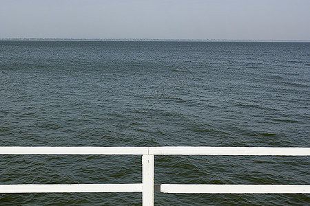 水表水面液体木头蓝色凉水码头海景季节洪水波浪海浪图片