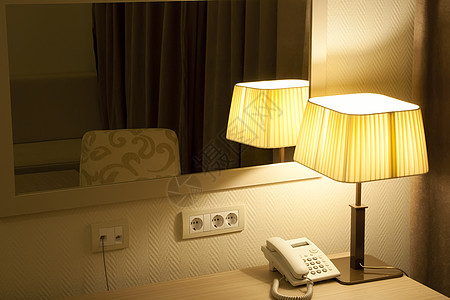 卧室的现代设计镜子装饰椅子出口电话风格褐色白色绘画扶手椅图片