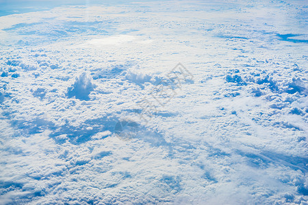 从云层和天空上空的飞机上查看天堂全景天线环境天气空气旅行晴天航班地平线图片