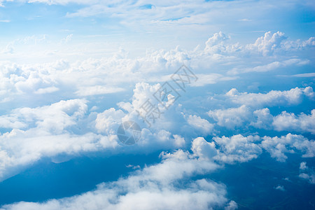 从云层和天空上空的飞机上查看航空公司航班天气假期框架蓝色空气环境晴天全景图片