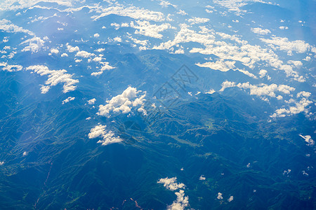 从云层和天空上空的飞机上查看天堂旅行地平线环境框架天线航班自由墙纸空气图片