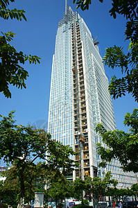 亚洲发展城市 高楼大楼和建筑工作公寓项目地面房地产投资建筑学温室天空城市化图片
