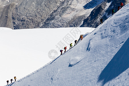 勃朗峰的攀登者冒险家健身极限阳光驾驶海岸攀岩人行道冰川荒野图片