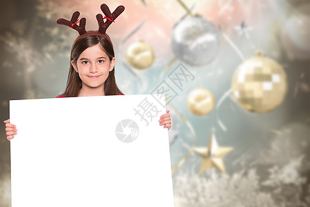 喜庆小女孩展示卡片的复合图像绘图女孩快乐装饰品假期服装海报发带女性微笑图片