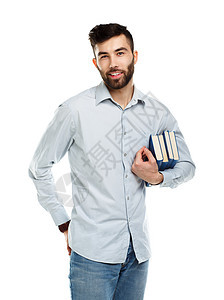 长着大胡子微笑的年轻男子 手拿着书在白色上阅读乐趣幸福男性知识青年学习教育学校家庭作业图片