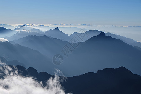 山岳的景观假期日落文化气候风景热带冒险薄雾地方旅行图片