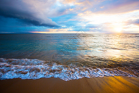 毛伊岛海滩日出高清图片