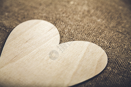 象征心脏就放在背景上 适合你文字的写作位置纤维胶合板假期木头织物麻布标签帆布礼物卡片图片