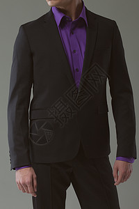 身穿西装的黑背景男子人士经理燕尾服男性老板衣服管理人员商务领带商业图片
