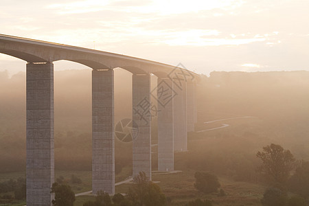 大高速公路管道匈牙利艺术驾驶立交桥日出建筑学日落建筑道路穿越汽车图片