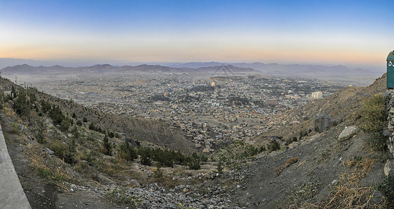 喀布尔干旱太阳日落沙漠风景全景城市水平景观首都图片