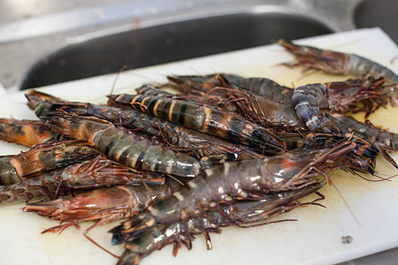 新鲜老虎虾餐厅生产美食对虾养殖贝类食物美味盐水盘子图片