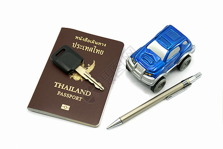 泰国护照和汽车旅行概念现金移民游客商业执照信用钥匙货币金属司机图片