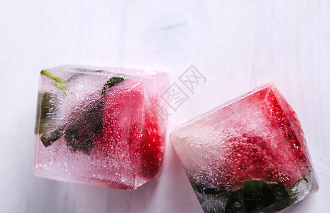 冻浆果厨房冷藏工作室桌子酒吧冰块果汁寒意冻结冰箱图片