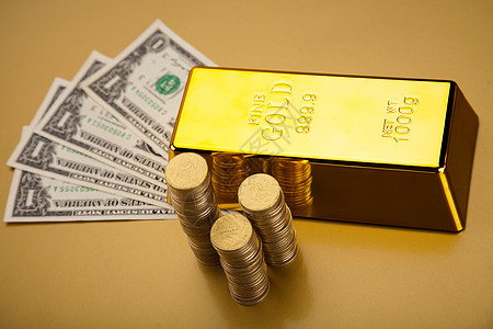 黄金和金钱 环境金融概念金库储蓄宝藏财富学家推介会贸易姿势市场金字塔图片