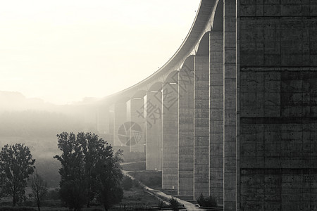 大高速公路管道匈牙利流动穿越日落交通过境汽车艺术路线日出立交桥图片