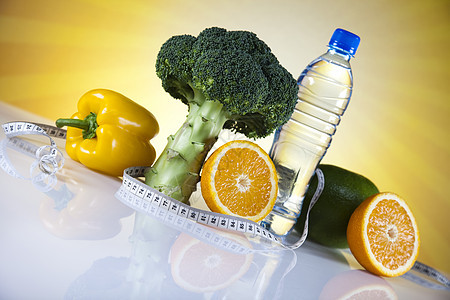 植物健康 阳光 明亮多彩的音调概念健身房损失肌肉水果卫生反射火车保健重量饮食图片