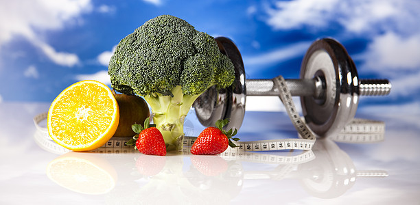 运动饮食 卡罗莉 计量磁带水果力量食物蔬菜重量健身房肌肉维生素营养火车图片