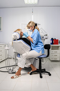 有病人的牙医疼痛口服乐器药品安装技术检查牙疼诊所女性图片