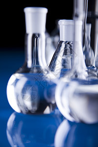 实验室玻璃杯 明亮的现代化学概念烧瓶测量试管烧杯医疗瓶子管道技术化学家器皿图片