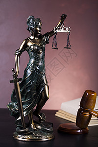 法律之神 周围的光照生动的主题女性雕塑金属律师手势青铜智慧司法眼罩命令图片