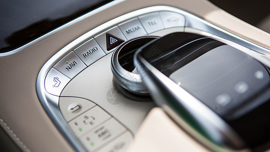 现代汽车内部金属皮革窗户气囊座位汽车安全车速技术速度图片