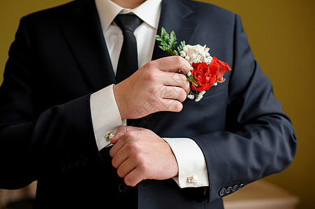 结婚细节 袖扣 优雅的男性西装和手图片