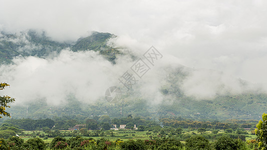 坦桑尼亚东部地区乌卢古鲁山Uluguru天气山脉地质日出图片