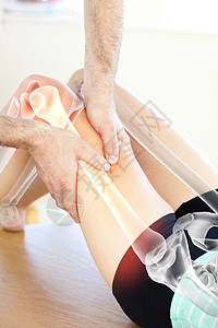 理疗师的女高血压骨手臂理疗拉伸病人医生脊椎按摩师药品锻炼上肢图片