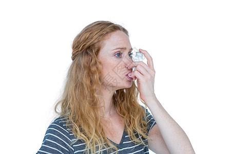 使用哮喘吸入器的漂亮金发美女痛苦女士女性休闲金发女郎医疗衬衫蓝色保健卫生图片