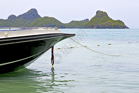 南中华南海汉干河沿岸的绿色环礁湖游泳游艇旅行晴天旅游石头热带液体阳光岩石图片