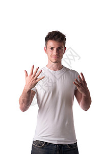 英俊的年轻人 用手和手指数到九 九点九分图片