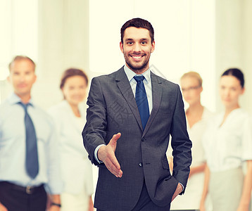 商务人士 手可以张开 可以握手的握手微笑成人问候语合伙工人男人友谊团队会议管理人员图片