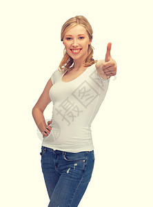 穿着白白白色短袖圆领汗衫 举起大拇指衬衫手臂成就女士成功女性手势微笑快乐手指图片