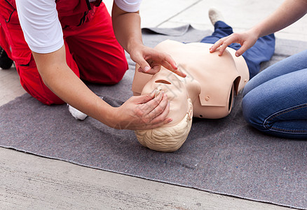 急救服务救护车考试玩具讲师援助胸部病人生活教学图片