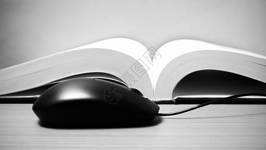 以及计算机书本鼠标黑白颜色风格阅读电脑店铺技术电子文学电子书教育工作电缆图片