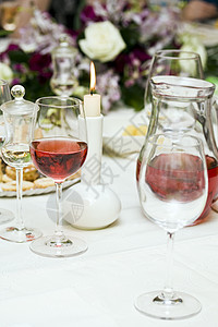 餐厅红酒假期享受酒厂小吃酒杯服务女性玻璃接待庆典图片