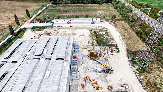 建筑物建筑工地的空中观察 工业环境 包括植物景观城市工厂商业治疗建筑学天线办公室金属图片