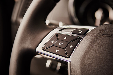 豪华汽车内部细节运输皮革驾驶齿轮速度控制板奢华座舱按钮技术图片
