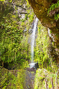 热带瀑布 马迪拉旅游植被运河荒野溪流山涧环境岩石冒险远足图片