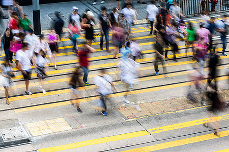 香港繁忙的行人过境城市办公室人士成人购物小时人行道黑色商业场景图片