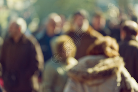 Bokeh街上行走的人群背景通勤者景观男人匿名生活行人成人行动人行道图片