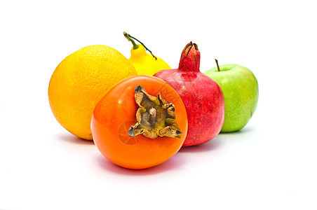 一些白色背景的果实果味水果坚果活力纤维市场营养石榴饮食树叶图片