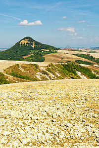 绿山爬坡农田草地村庄植物国家农家房子地面森林图片